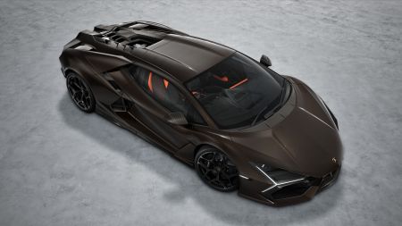 Exterior Revuelto_Exterior_Beauty_11.jpg