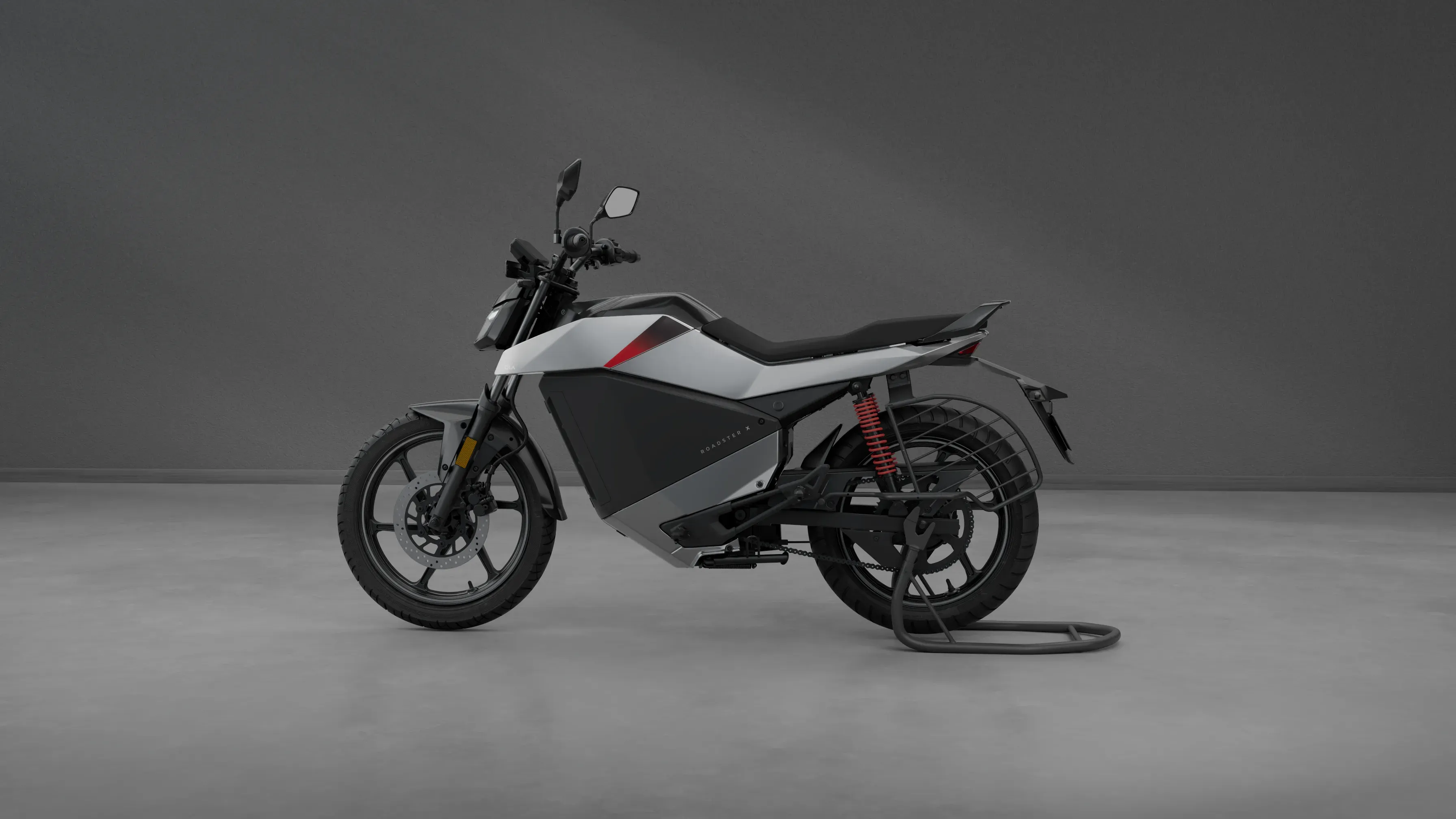 bike RoadsterX_BF_V6_SILVER_RED0000.webp