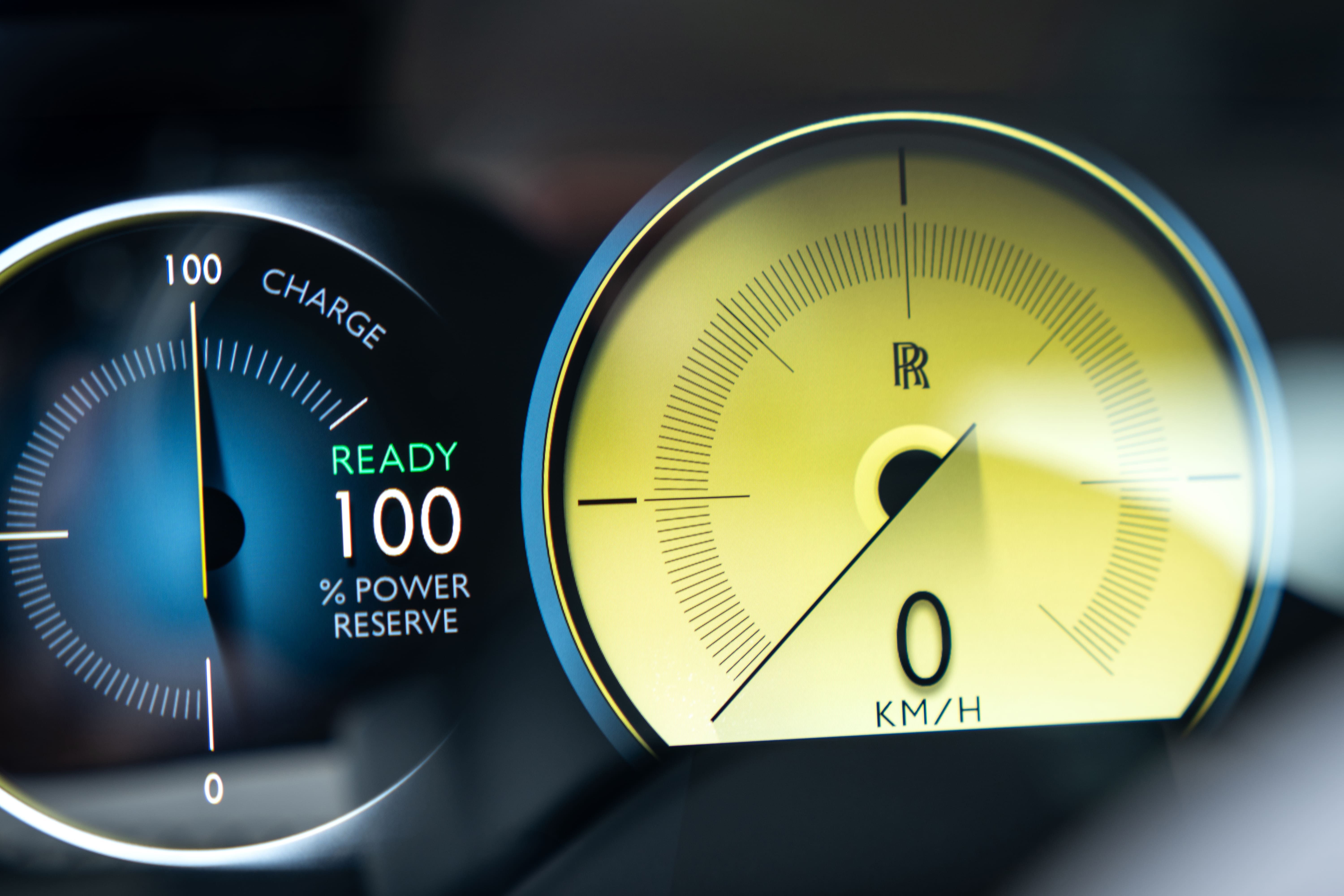 rolls royce spectre speedoemeter