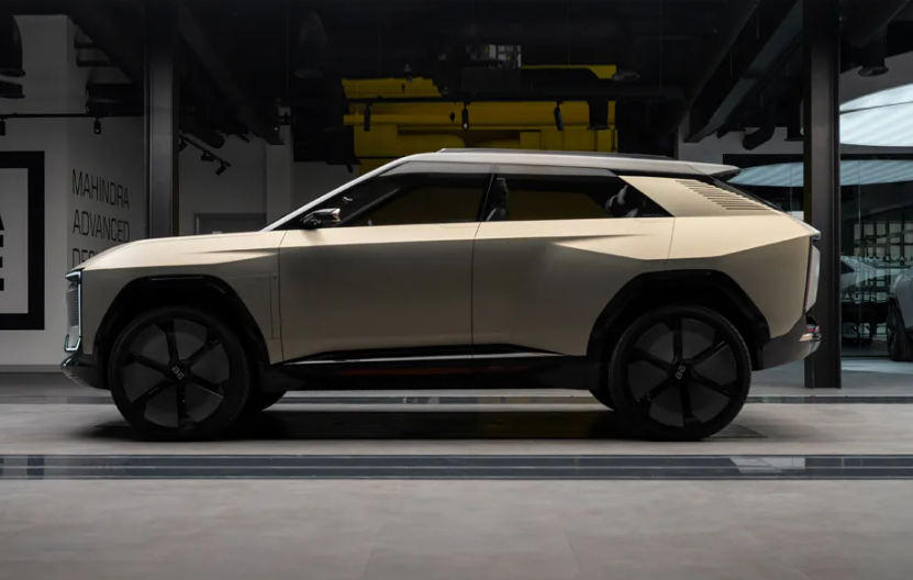 Mahindra-BE.07-Left Side View