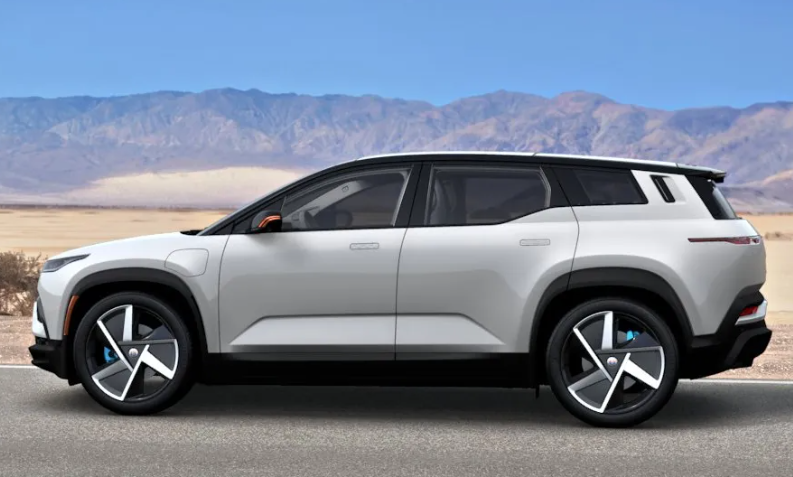 Fisker-Ocean-Ev-Side View (Left)