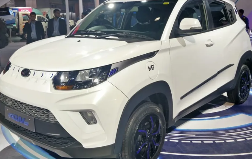 Mahindra-EKUV100-Grille