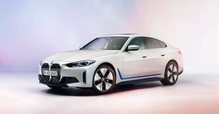 BMW-i4-Left Front Three Quarter