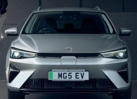 MG-5-Estate-Ev-Front