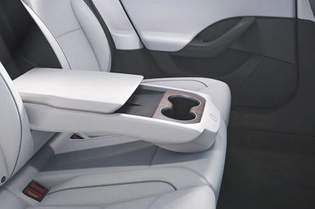 Tesla-Model-S-Ev-Rear Arm Rest