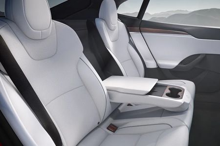 Tesla-Model-S-Ev-Rear SEats