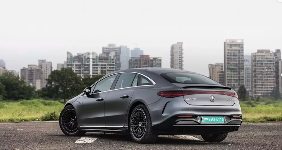 Mercedes-Benz-AMG-EQS-Ev-Left Front Three Quarter