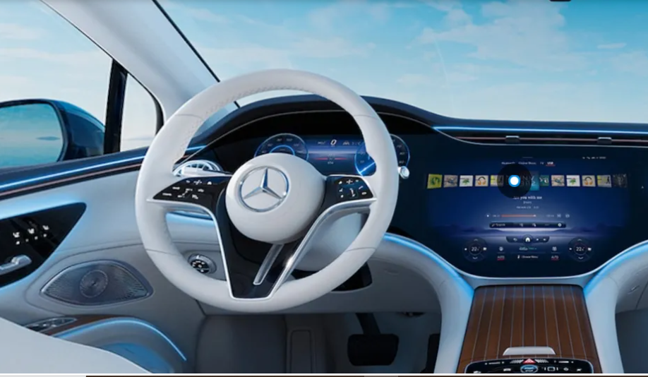 Mercedes-Benz-EQS-EV-Steering Wheel