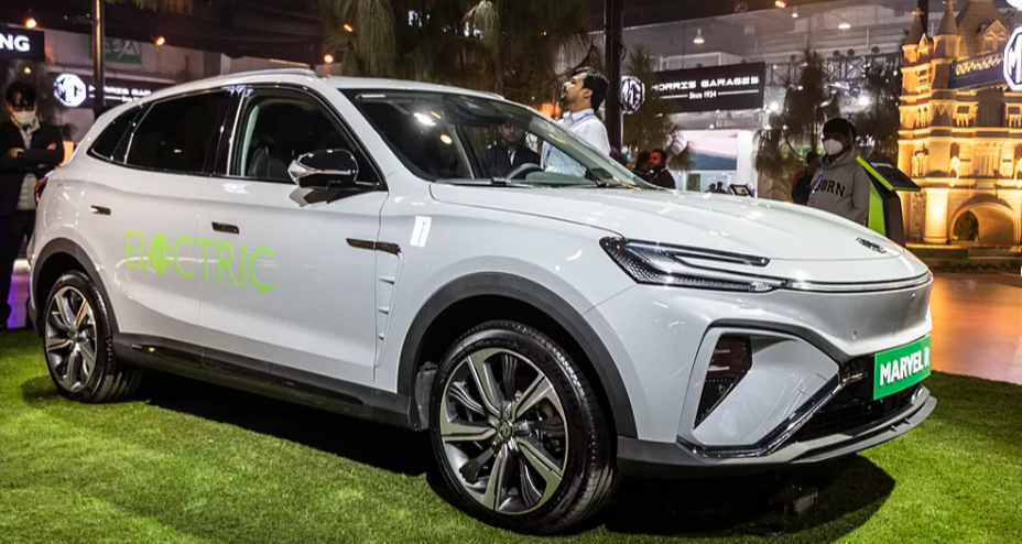 MG-Marvel-R-Ev-Left Front Three Quarter