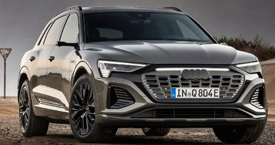 Audi-Q8-E-Tron-Right Front Three Quarter