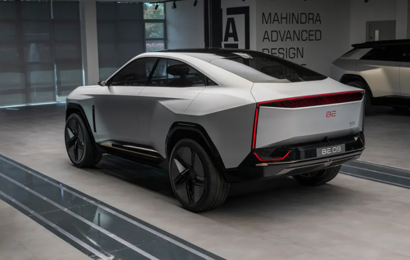 Mahindra-BE-09-Rear Left View