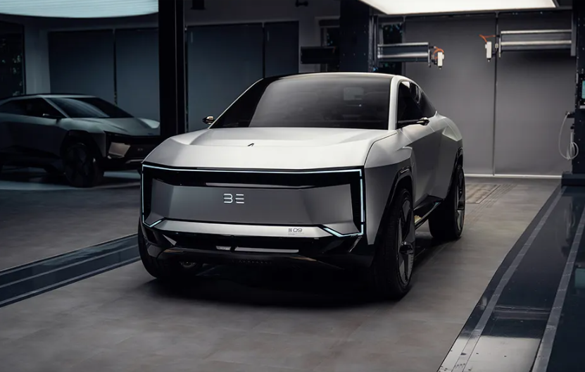 Mahindra-BE.09-Front Left Side