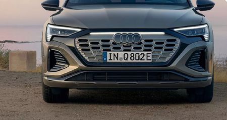 Audi-Q8-E-Tron-Front Bumper