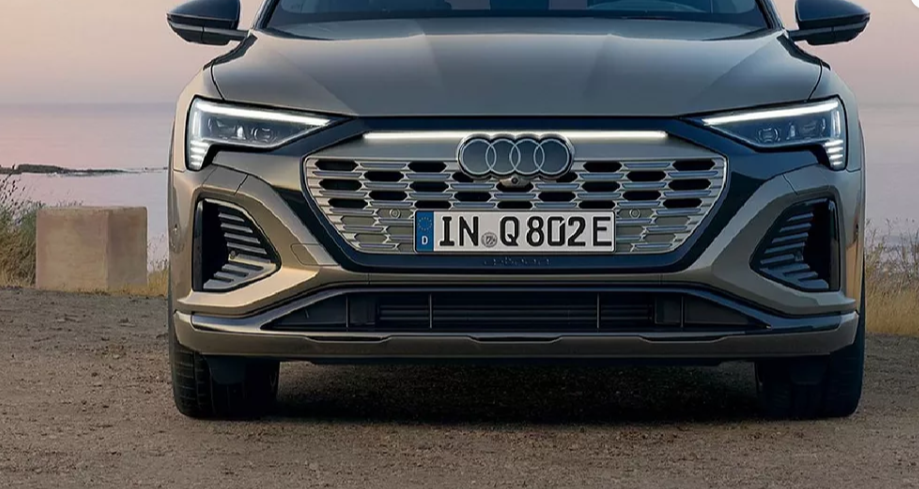 Audi-Q8-E-Tron-Front Bumper