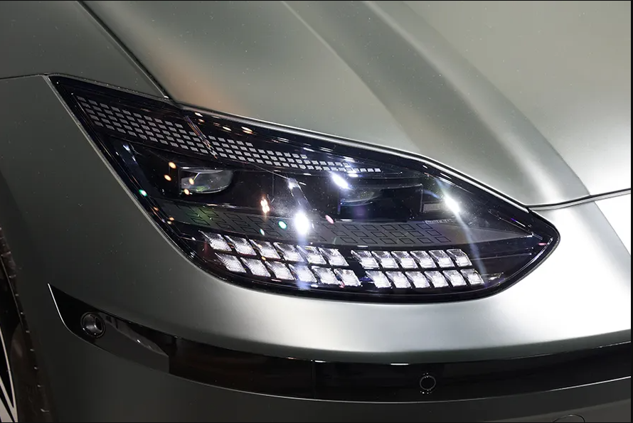 Hyundai Ioniq-6-Ev-Head light