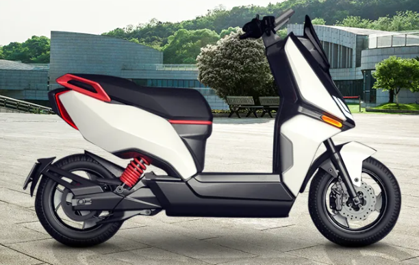 LML-Star-Ev-Right Side View