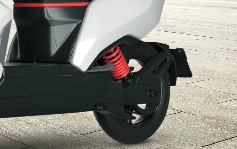 LML-Star-Ev-Rear Tyre View