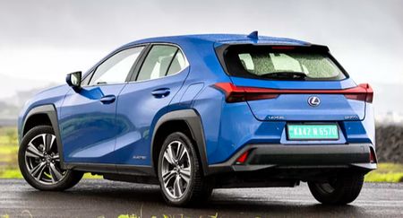 Lexus-UX-300e-Left Rear Three Quarter
