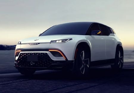 Fisker-Ocean-Ev-Front Left Side