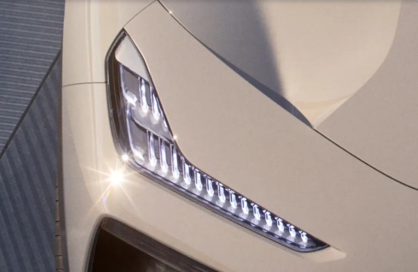 Lotus-Eletre-Headlight
