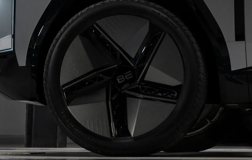 Mahindra-BE-09-Wheel