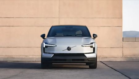 Volvo-EX30-Ev-Front View