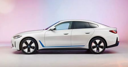 BMW-i4-Left Side View