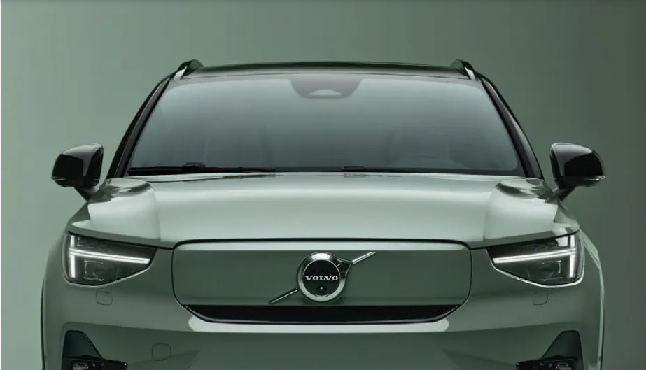 Volvo-XC40-Recharge-Ev-Grille