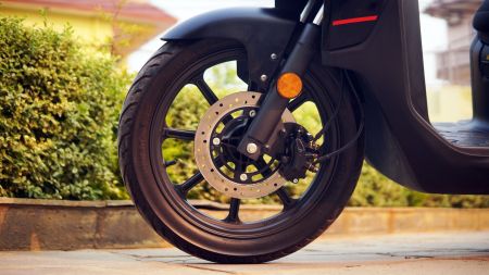 bike Super-Soco-CPx-Front-Tyre-scaled.jpg