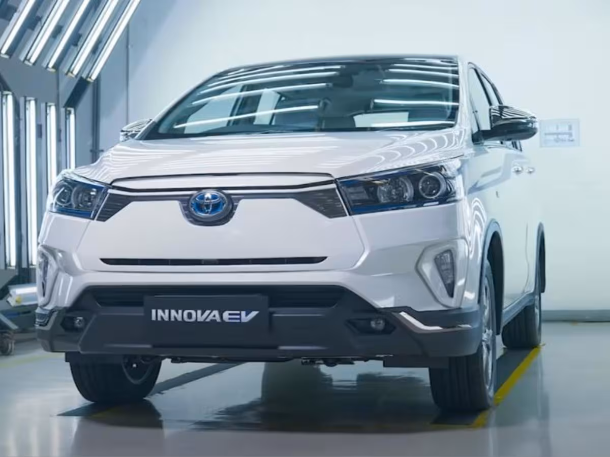 Exterior Toyota-Innova-EV-4-2025-02-83d7cb34599c357c84ed6fadb90a6bde.avif