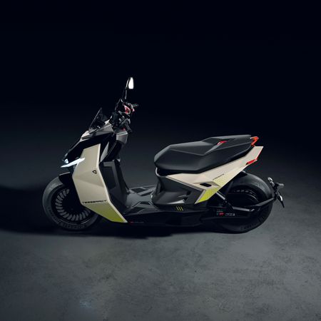 bike Ultraviolette Tesseract (Top view).png