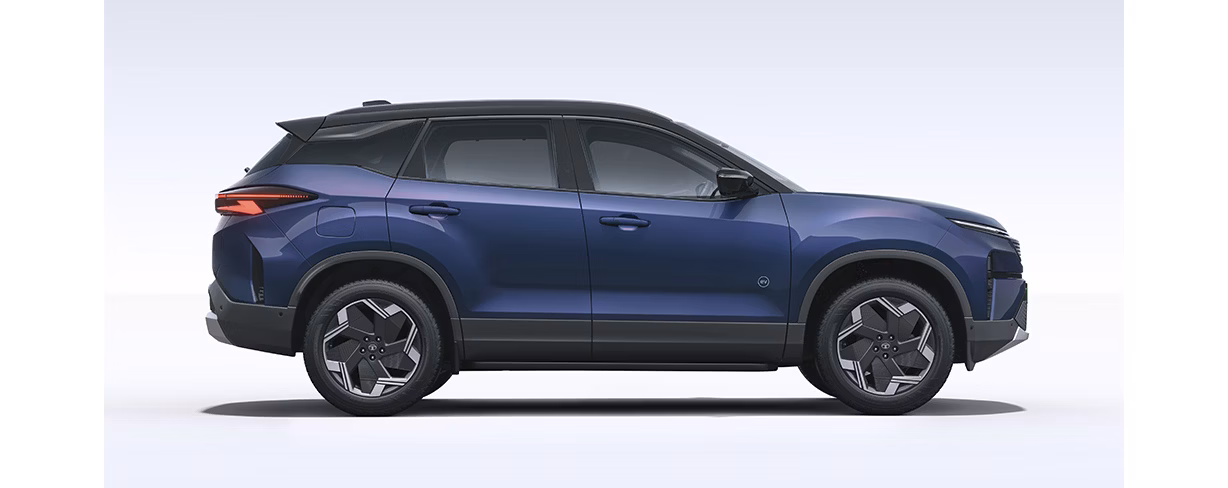 Exterior ar-sn-tata-harrier-eturna-ev-sideshot-v2-1.avif