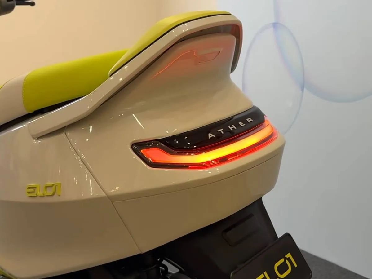 bike ather-elo1-electric-rear-tail-light.jpg