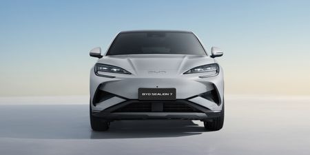 Exterior byd-sealion-7-exterior-02-l.jpg