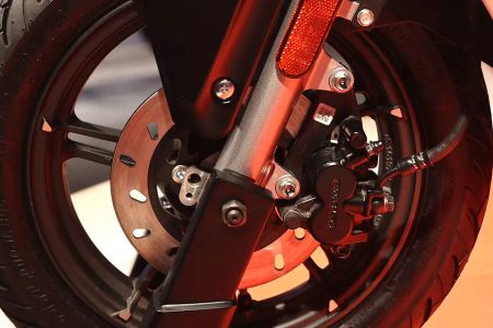 bike exterior_vida-z_disc-view_930x620.webp