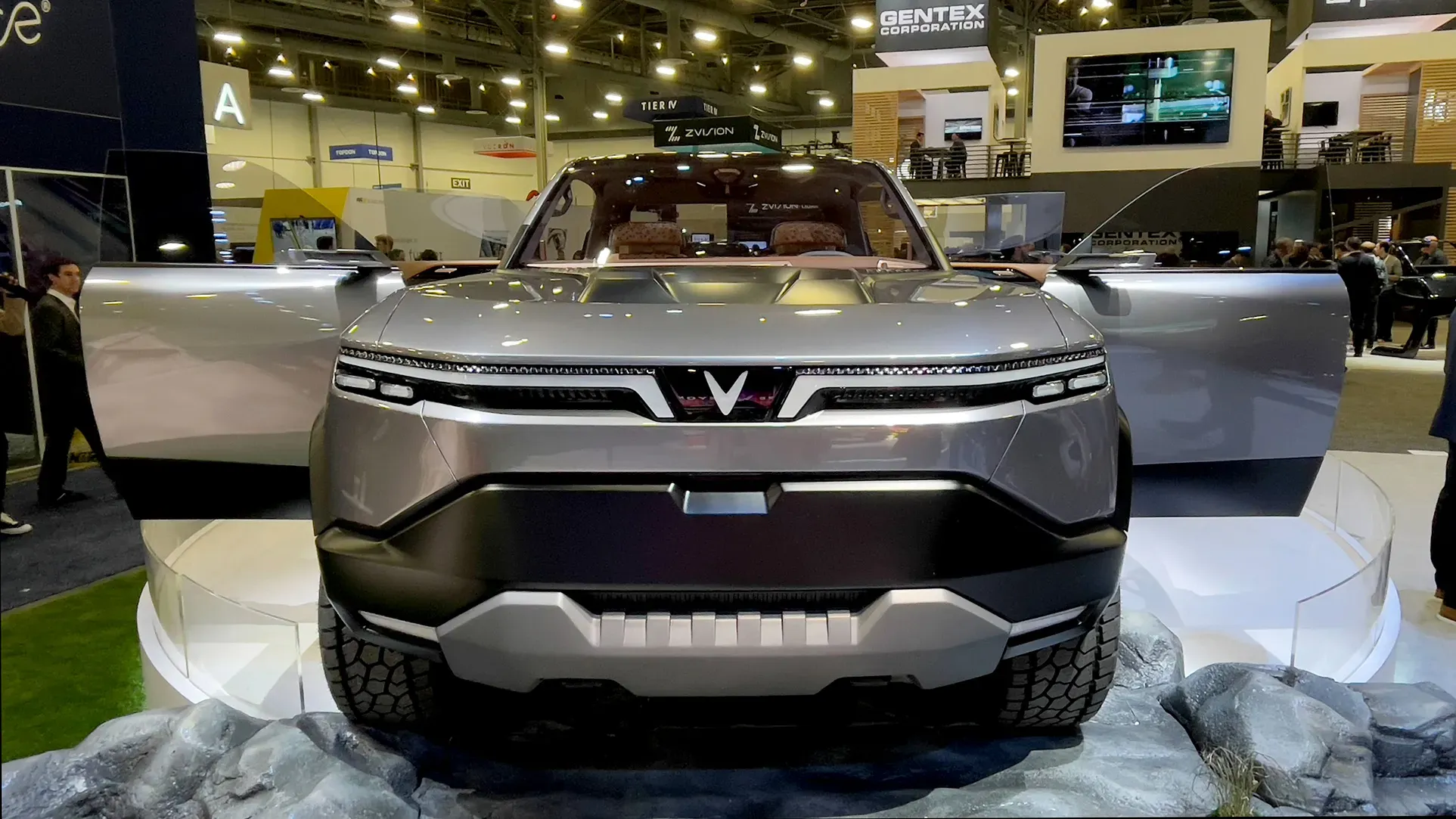 Exterior front-VinFast VF Wild.webp