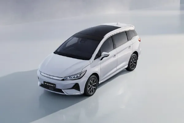 BYD-eMax7-.top viewwebp