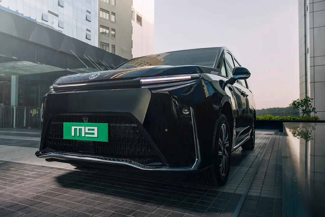 Exterior mg_m9-28.webp